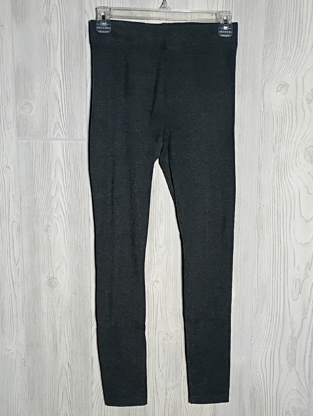 ✴️3 for $15: Grey Knit Leggings